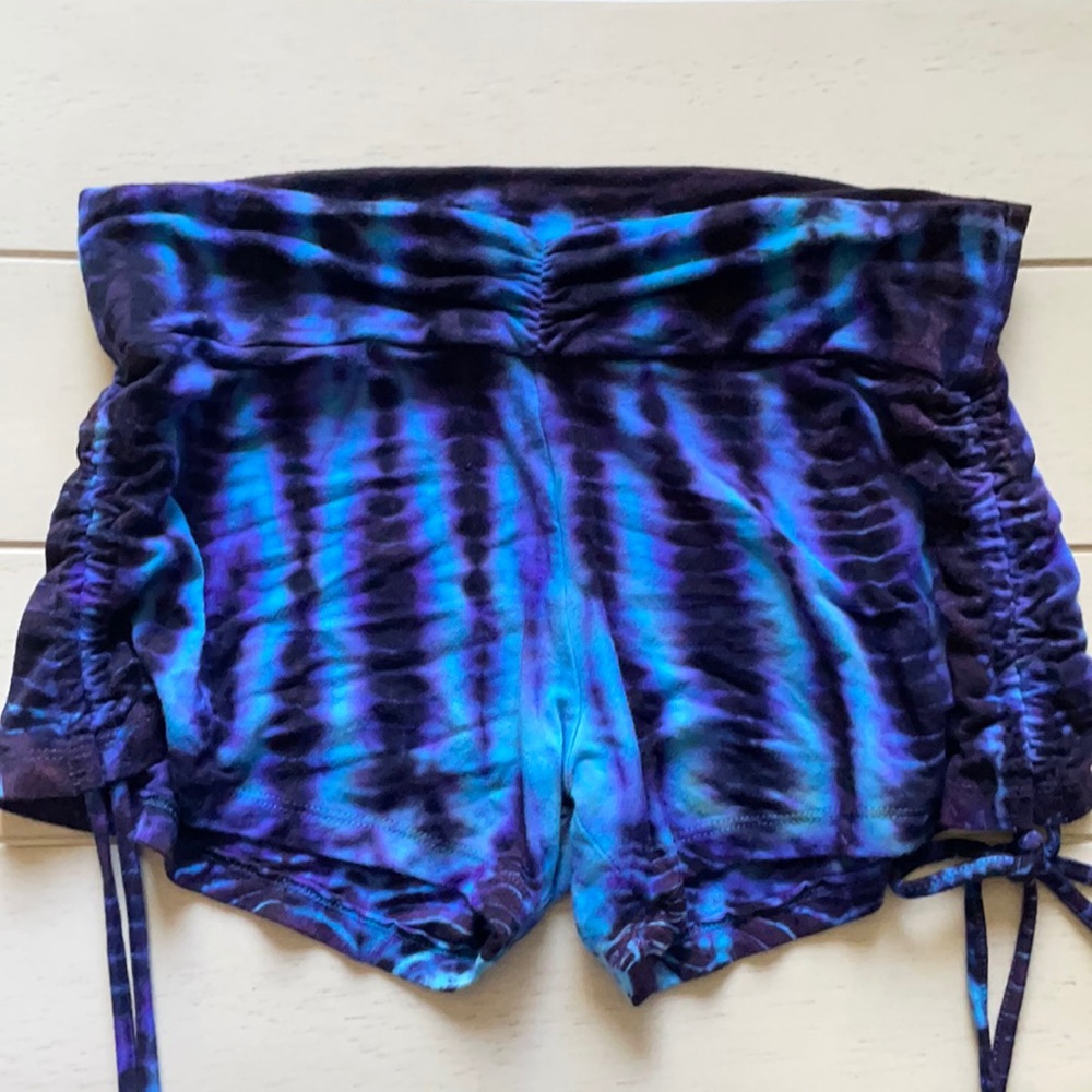 Tie dye Ruched Yoga shorts